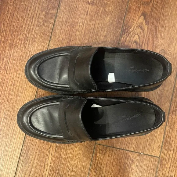 Universal Thread Women’s Maisy Platform Black Loafers Grunge Chunky Size 8 - Picture 2 of 9